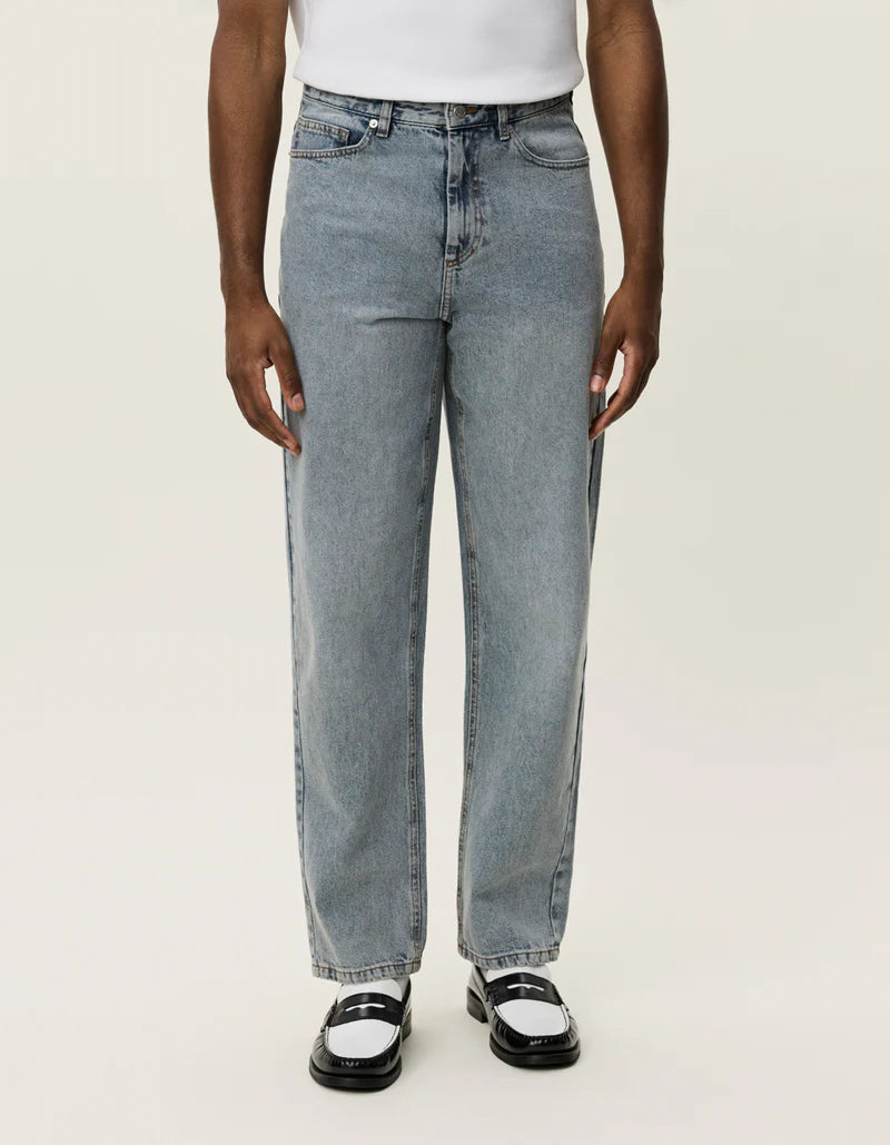 LES DEUX Roi Washed Jeans