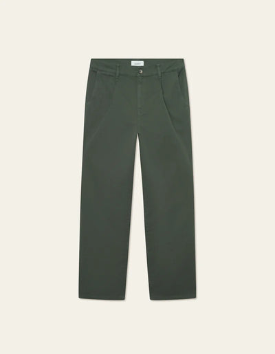 LES DEUX Romeo Pleated Chino Pants