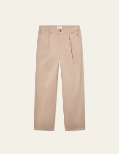 LES DEUX Romeo Pleated Chino Pants