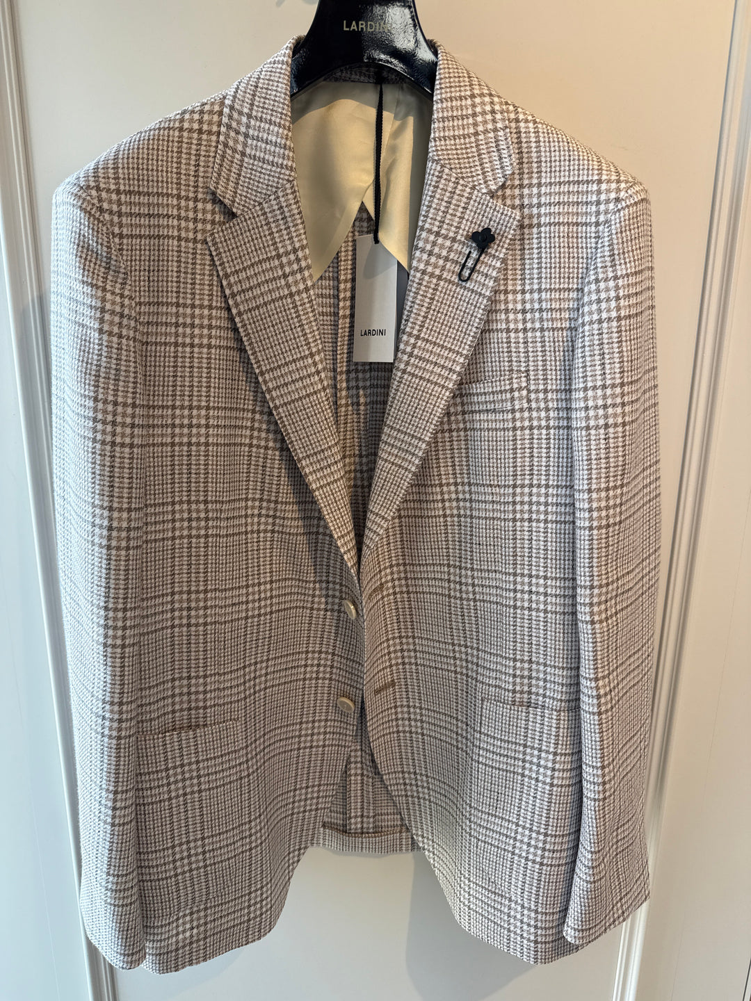 Lardini – Burrows Clothiers