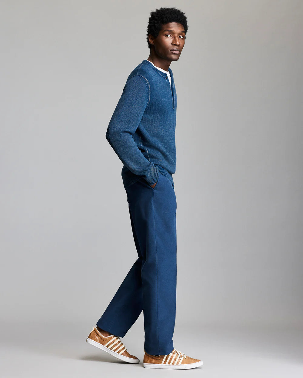 BILLY REID Garment Dyed Henley Sweater
